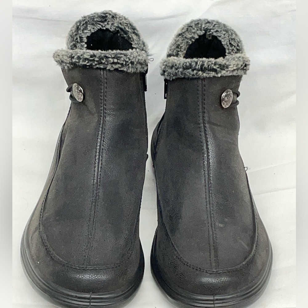 Danna raye slip on fur faux trim insulated booties ladies sz 9